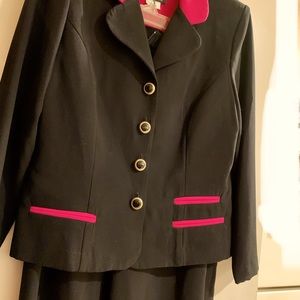 Suit petite size 12p